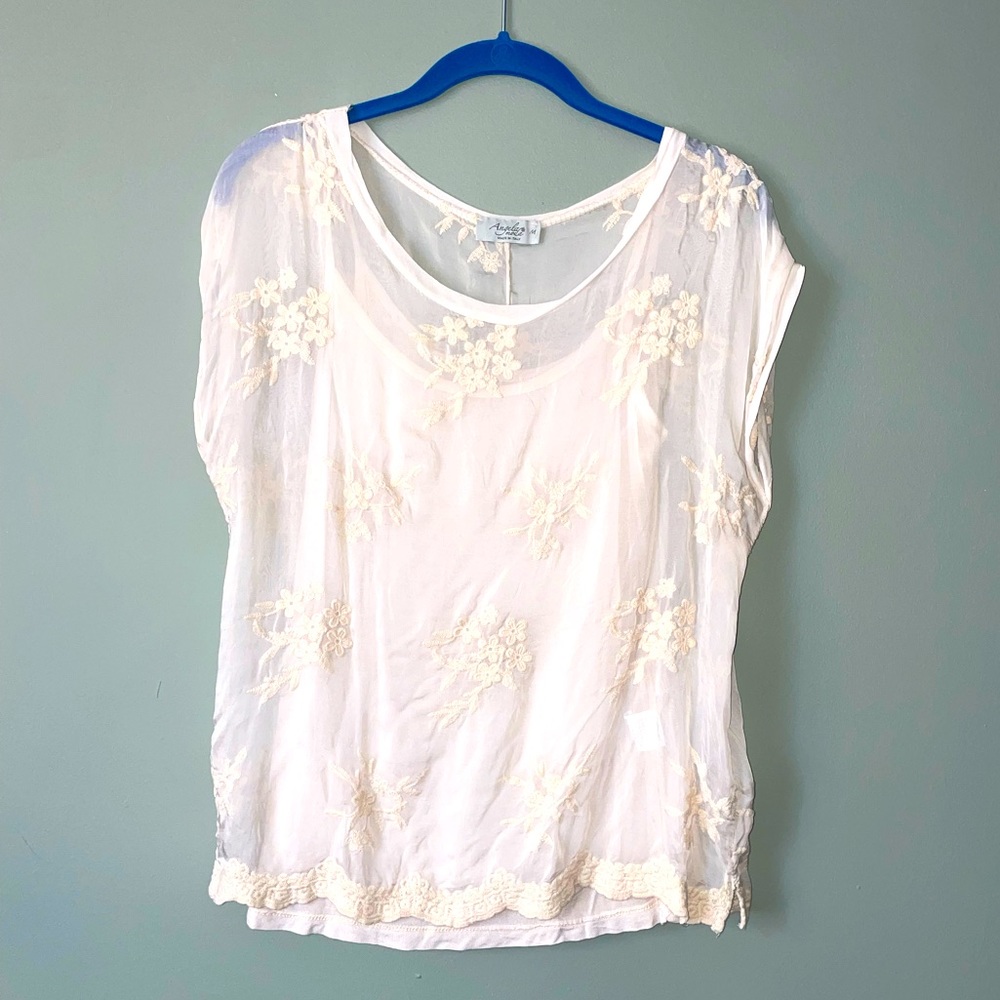 3/$27 Angela Moda top silk lace size M